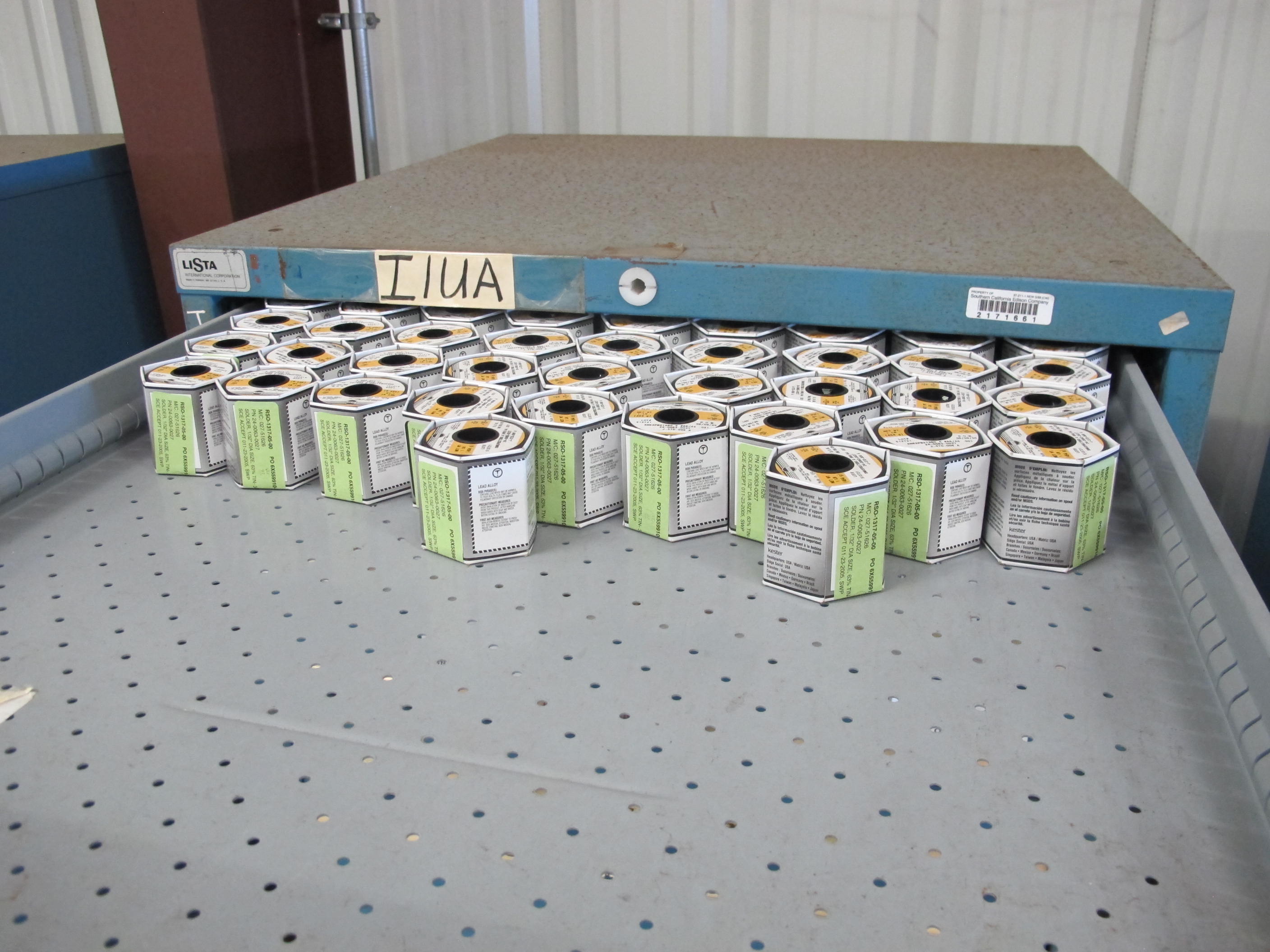 LISTA HEAVY DUTY 10-DRAWER PARTS CABINET W/ CONTENTS (W-44) LOADING & HANDLING FEE $25-